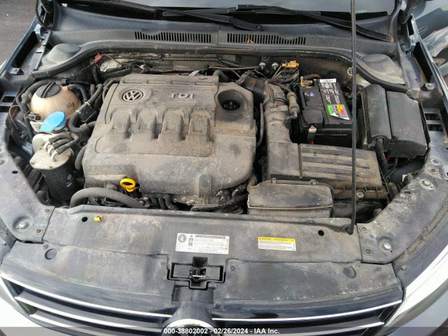 3VWLA7AJ9FM272785 Volkswagen Jetta 2.0l Tdi S