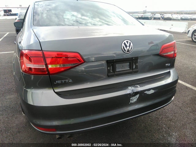 3VWLA7AJ9FM272785 Volkswagen Jetta 2.0l Tdi S