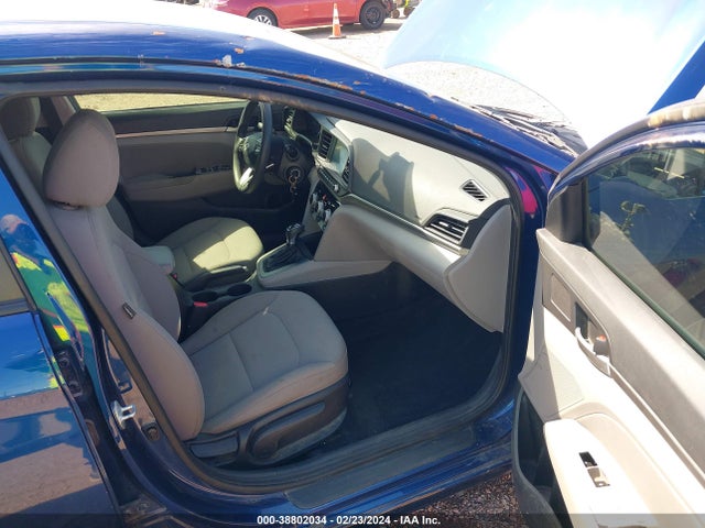 Hyundai ELANTRA SEL 2019 5NPD84LF9KH433985 Image 5