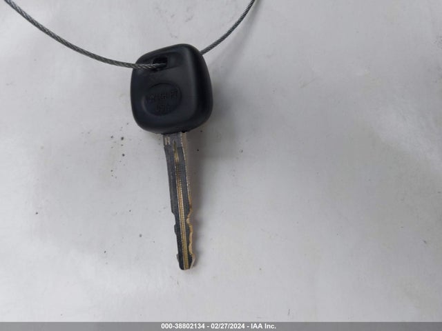 Toyota Rav4 Xle 2017 JTMWFREV4HJ125347 Image 11