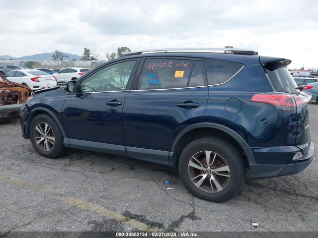 Toyota Rav4 Xle 2017 JTMWFREV4HJ125347 Image 14
