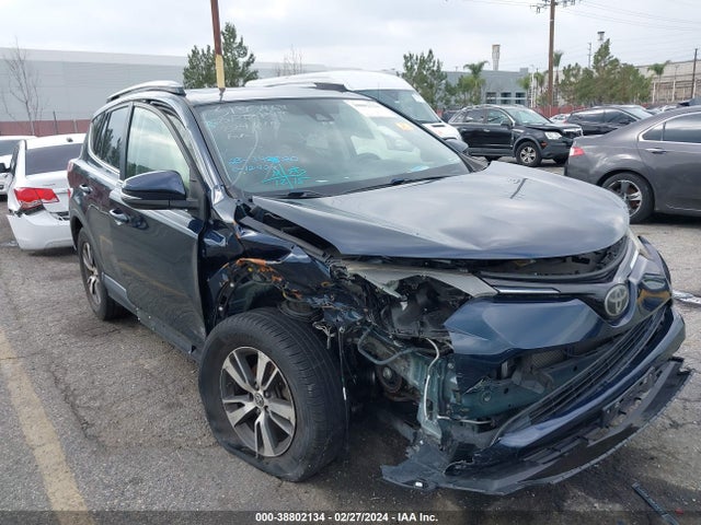 Toyota Rav4 Xle 2017 JTMWFREV4HJ125347 Image 6
