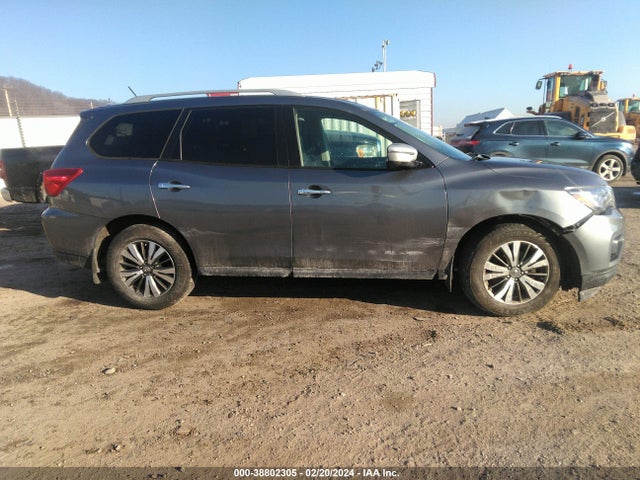 2017 NISSAN PATHFINDER S VIN: 5N1DR2MM7HC676841