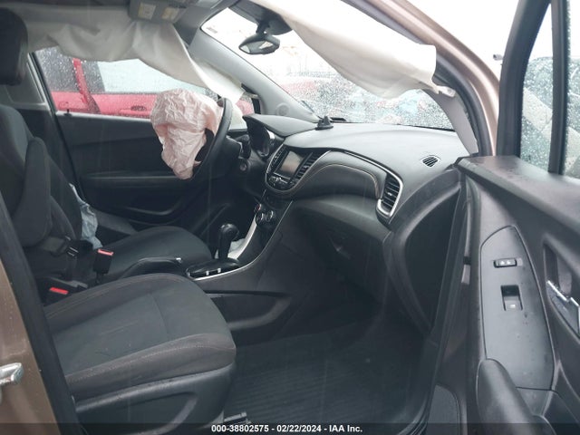 Chevrolet TRAX LS 2018 3GNCJNSB7JL248618 Image 5