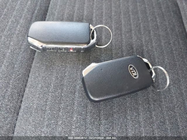 KNDJ33AU9L7087049 KIA SOUL EX
