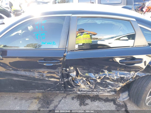 Honda CIVIC EX 2022 JHMFE1F79NX005393 Image 14
