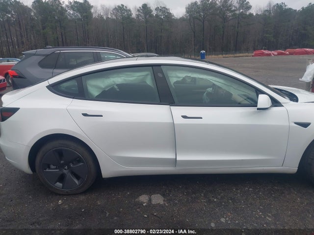 Tesla Model 3 Rear-wheel Drive 2023 5YJ3E1EA6PF570649 Image 12