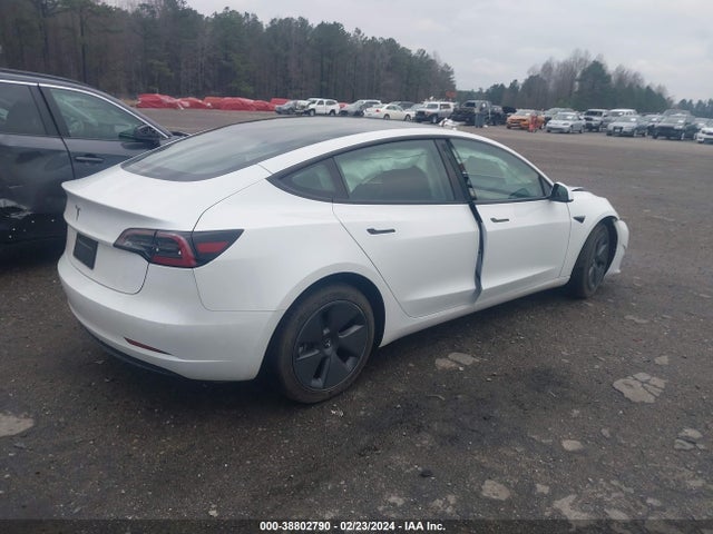 Tesla Model 3 Rear-wheel Drive 2023 5YJ3E1EA6PF570649 Image 4