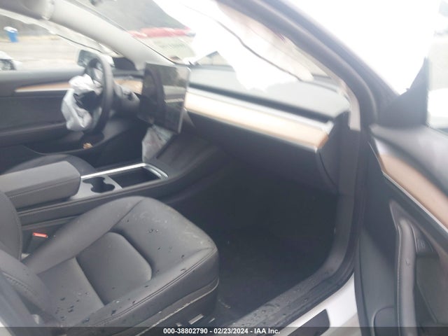 Tesla Model 3 Rear-wheel Drive 2023 5YJ3E1EA6PF570649 Image 5