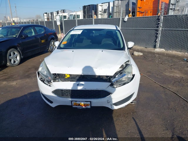 Ford FOCUS SE 2016 1FADP3F25GL330724 Image 12