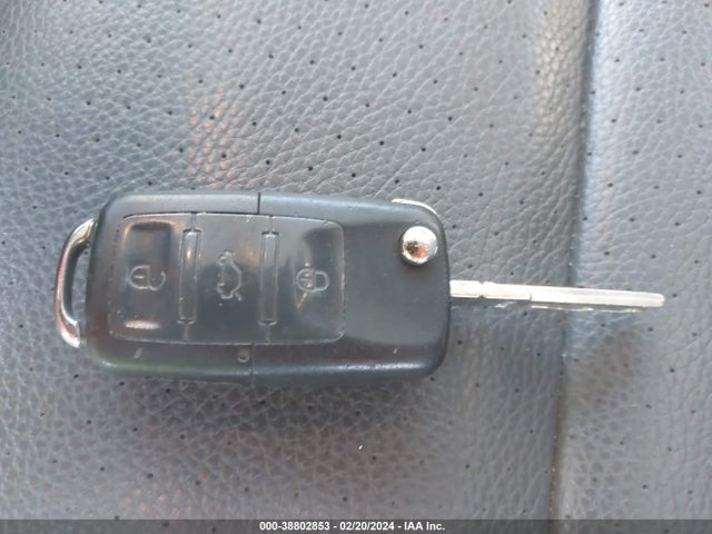 2009 VOLKSWAGEN JETTA 2.5L SE VIN: 3VWTM71K99M270278