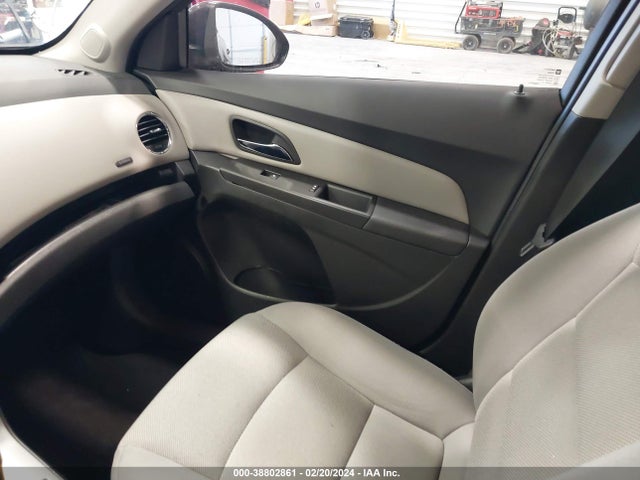 Chevrolet Cruze 1lt Auto 2015 1G1PC5SBXF7137683 Image 5