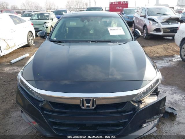 1HGCV1F40JA037965 Honda ACCORD EX