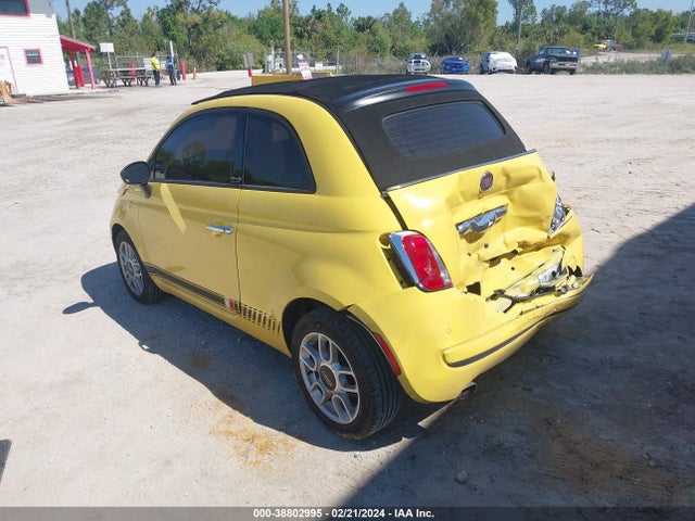 2013 FIAT 500C 3C3CFFDR2DT742713 Photo 2