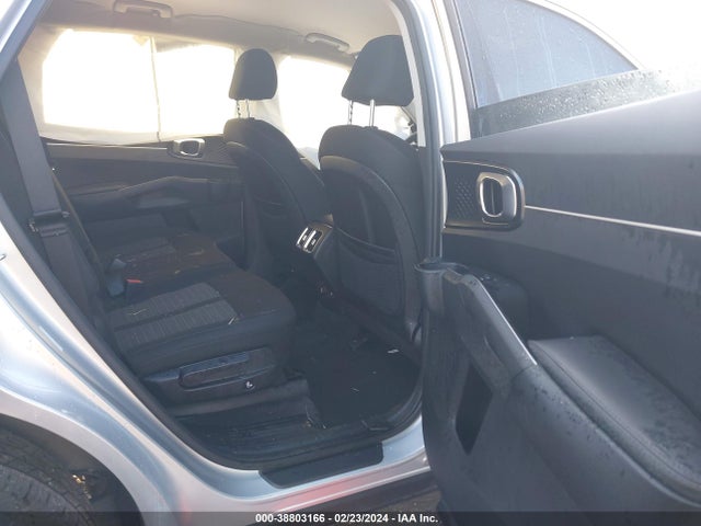 KIA SORENTO LX 2022 5XYRG4LC1NG092317 Image 8