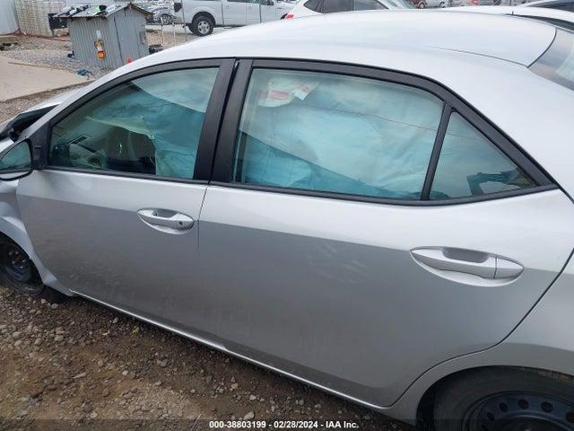 Toyota COROLLA LE 2018 5YFBURHE4JP750557 Image 14
