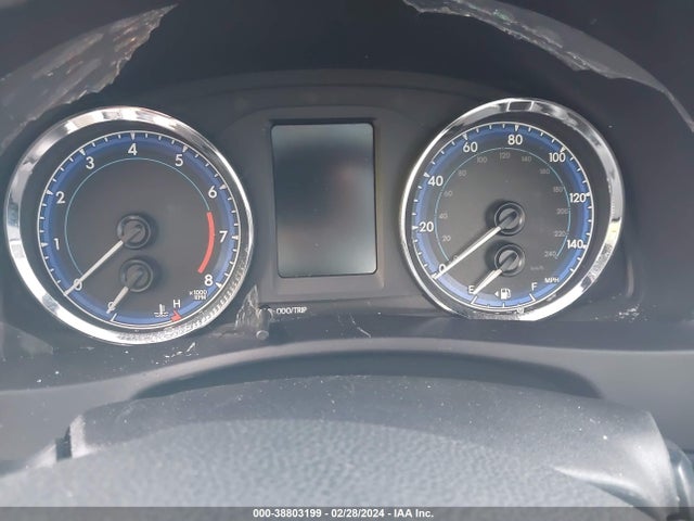 Toyota COROLLA LE 2018 5YFBURHE4JP750557 Image 7