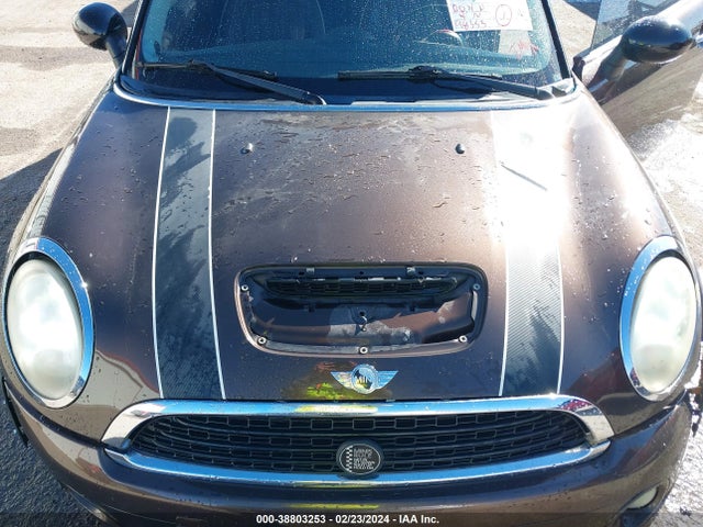 2010 MINI COOPER S CLUBMAN WMWMM3C57ATZ33339 Photo 9