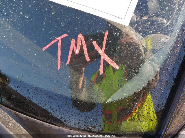 2010 MINI COOPER S CLUBMAN WMWMM3C57ATZ33339 Photo 5