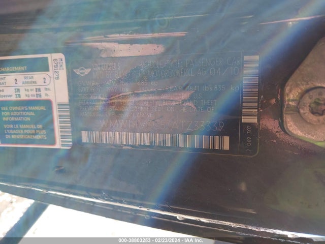 2010 MINI COOPER S CLUBMAN WMWMM3C57ATZ33339 Photo 8