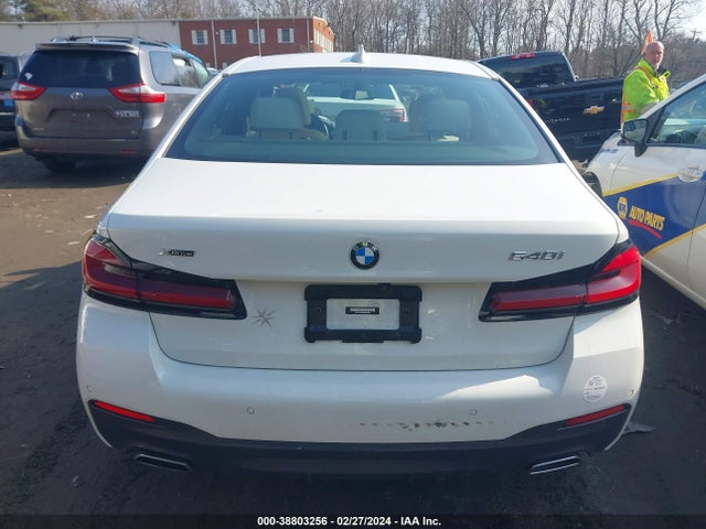 BMW 540i Xdrive 2022 WBA73BJ08NWX59058 Image 16