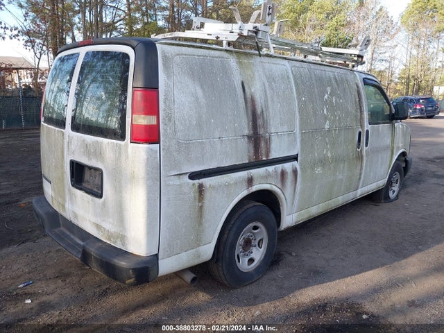 2007 CHEVROLET EXPRESS WORK VAN VIN: 1GCGG25V271104018