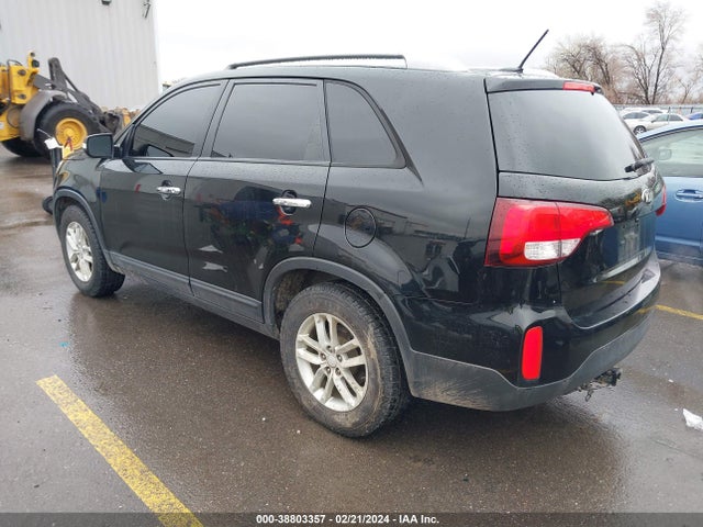 KIA Sorento Lx V6 2015 5XYKTDA73FG600145 Image 3