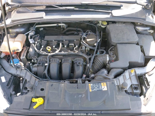 Ford FOCUS SE 2016 1FADP3F23GL207746 Image 10