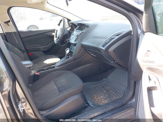 Ford FOCUS SE 2016 1FADP3F23GL207746 Image 5