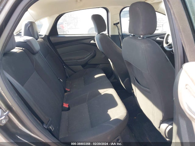 Ford FOCUS SE 2016 1FADP3F23GL207746 Image 8