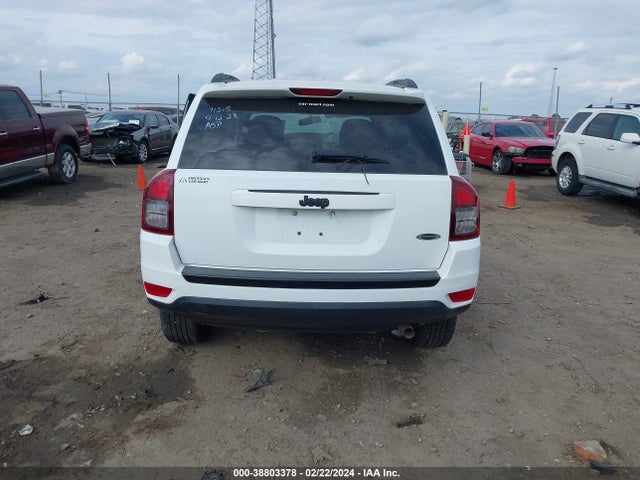 Jeep Compass Altitude Edition 2015 1C4NJCBA3FD428396 Image 16