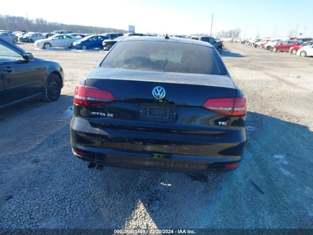 3VWDB7AJXJM209138 Volkswagen Jetta