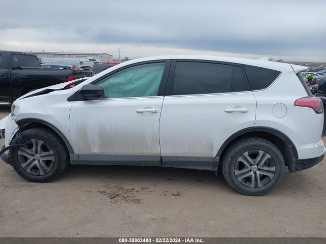 Toyota RAV4 LE 2018 2T3ZFREV4JW510265 Image 14