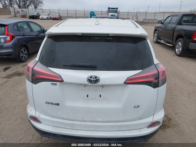 Toyota RAV4 LE 2018 2T3ZFREV4JW510265 Image 16