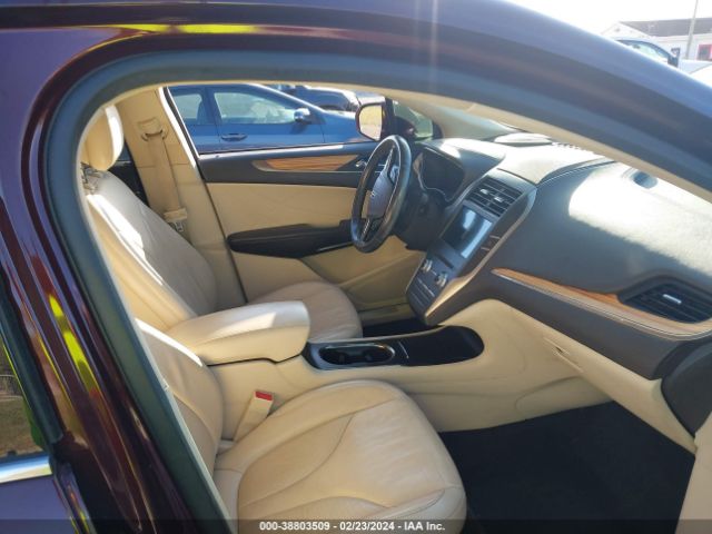 5LMCJ2C94GUJ00629 Lincoln MKC SELECT