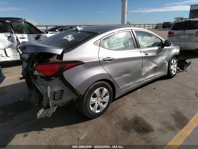 Hyundai ELANTRA SE 2016 5NPDH4AEXGH767699 Image 4