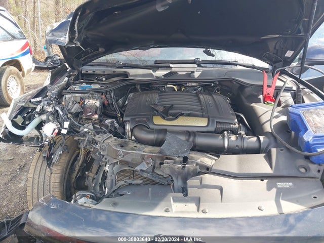 2016 PORSCHE CAYENNE WP1AA2A26GLA04607 Photo 9