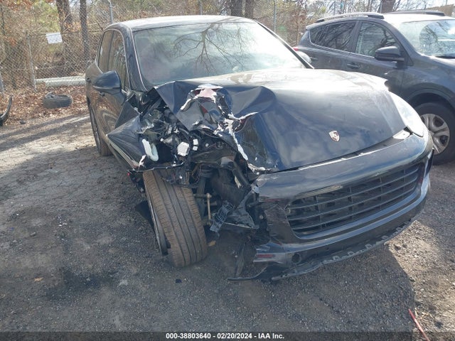 2016 PORSCHE CAYENNE WP1AA2A26GLA04607 Photo 5