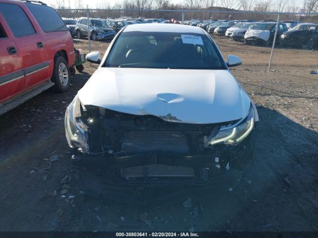 5XXGT4L38KG298043 KIA Optima S