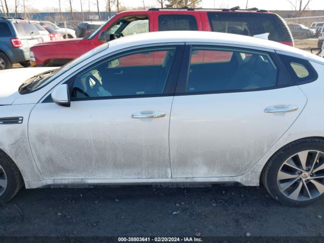 5XXGT4L38KG298043 KIA Optima S