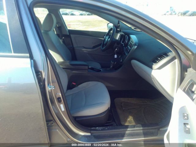 5XXGM4A7XEG280795 KIA Optima Lx
