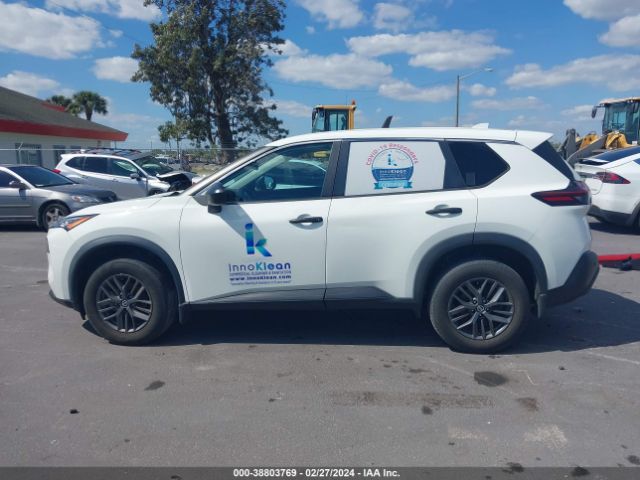 5N1AT3AA3MC692856 Nissan Rogue S Fwd