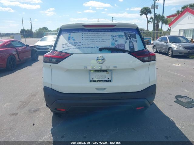 5N1AT3AA3MC692856 Nissan Rogue S Fwd