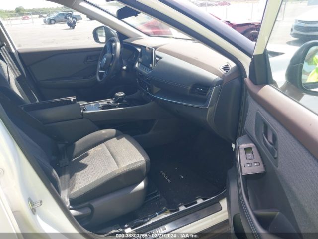 5N1AT3AA3MC692856 Nissan Rogue S Fwd