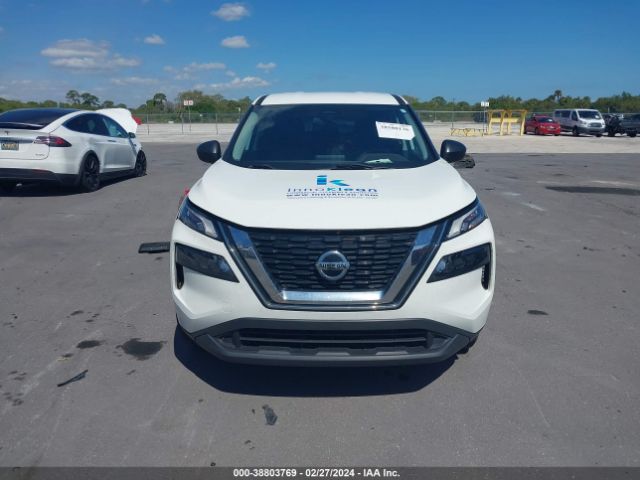 5N1AT3AA3MC692856 Nissan Rogue S Fwd