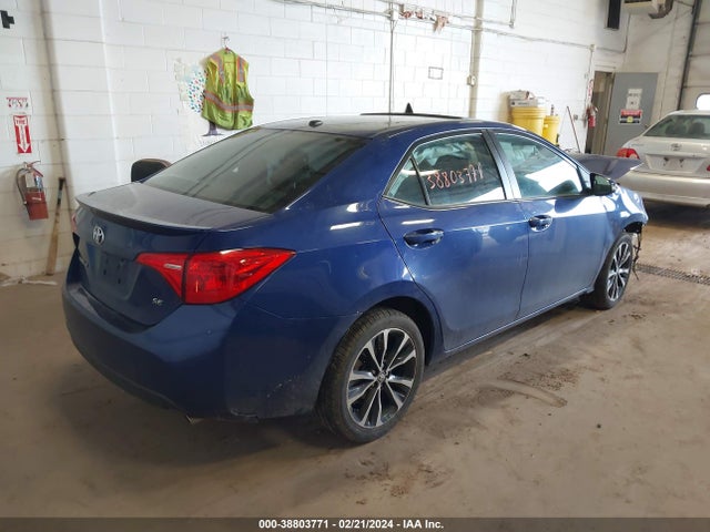 Toyota COROLLA SE 2017 5YFBURHE4HP642935 Image 4