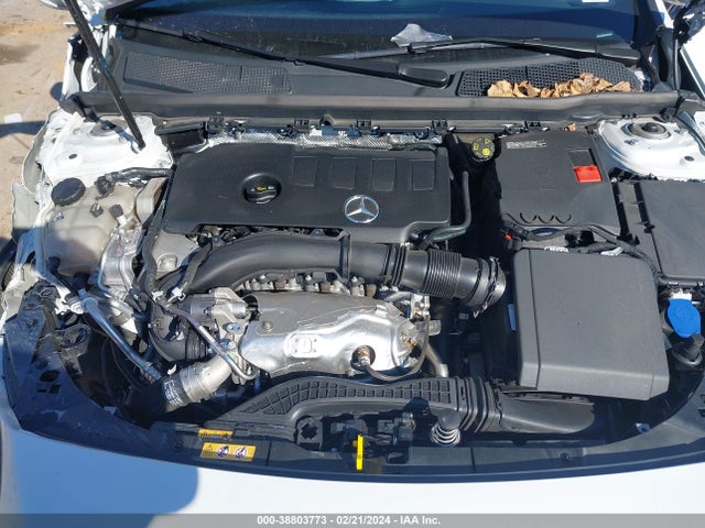 W1K3G4EB6NJ366420 Mercedes-Benz A 220
