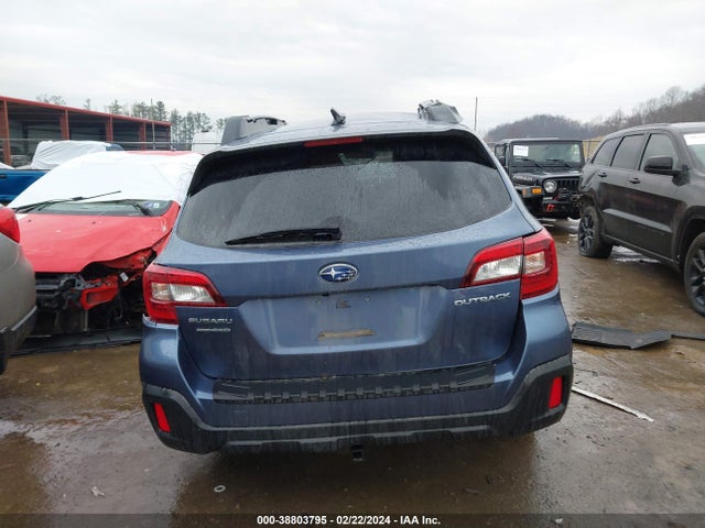 Subaru Outback 2.5i Premium 2018 4S4BSAHC4J3298832 Image 16