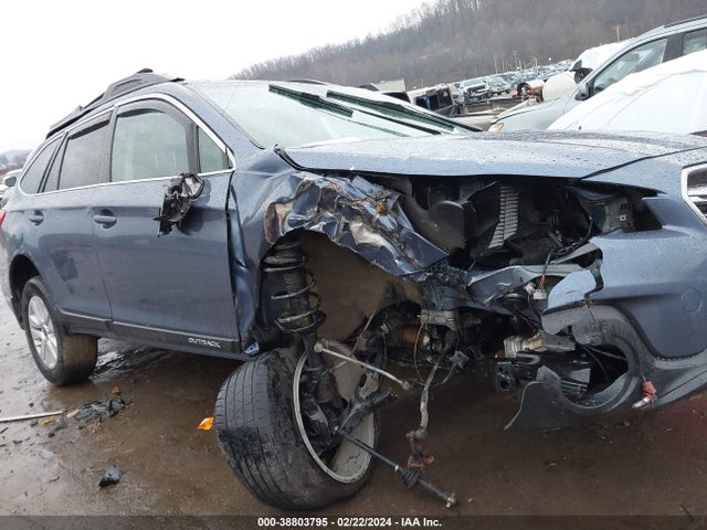 Subaru Outback 2.5i Premium 2018 4S4BSAHC4J3298832 Image 6