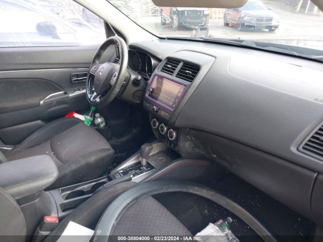 JA4AP4AU2KU002993 Mitsubishi Outlander Sport 2.0 Se